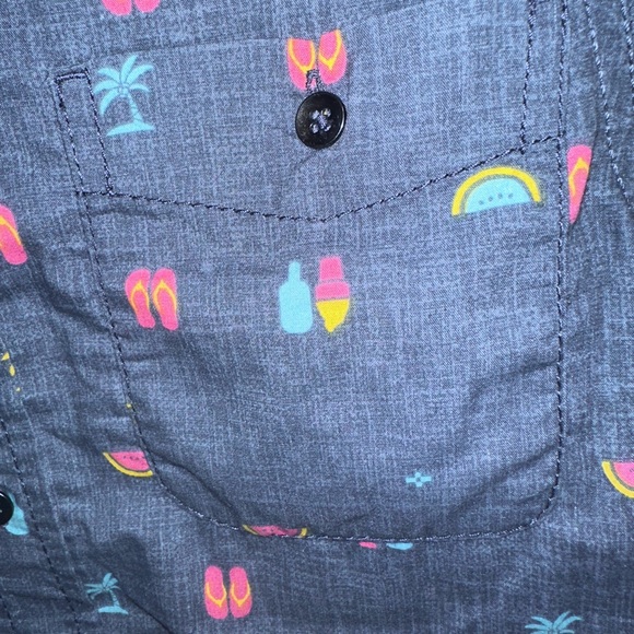 Boys summertime button down - Picture 4 of 4